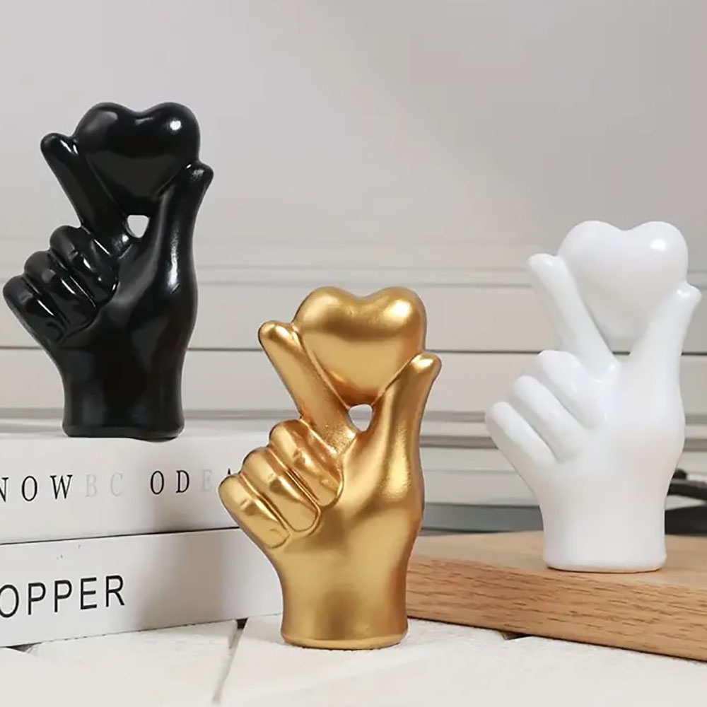 Heart Hand Gesture Statues Scu - đánh giá và giá Home Decor Y2K