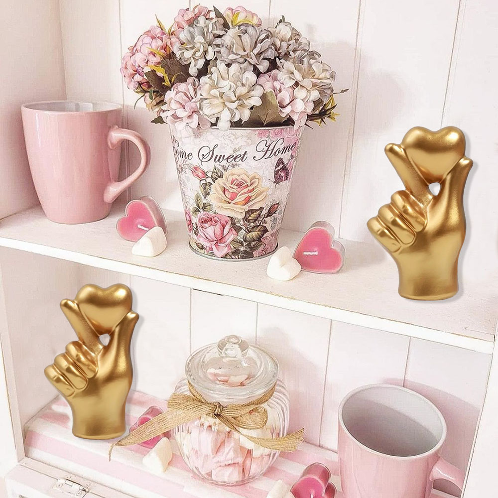 Heart Hand Gesture Statues Scu - đánh giá và giá Home Decor Y2K