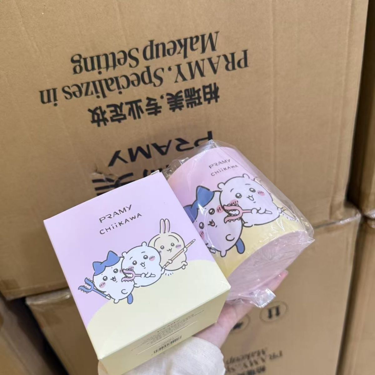 Chiikawa Co branded Makeup Bru - đánh giá và giá Home Decor Organizer