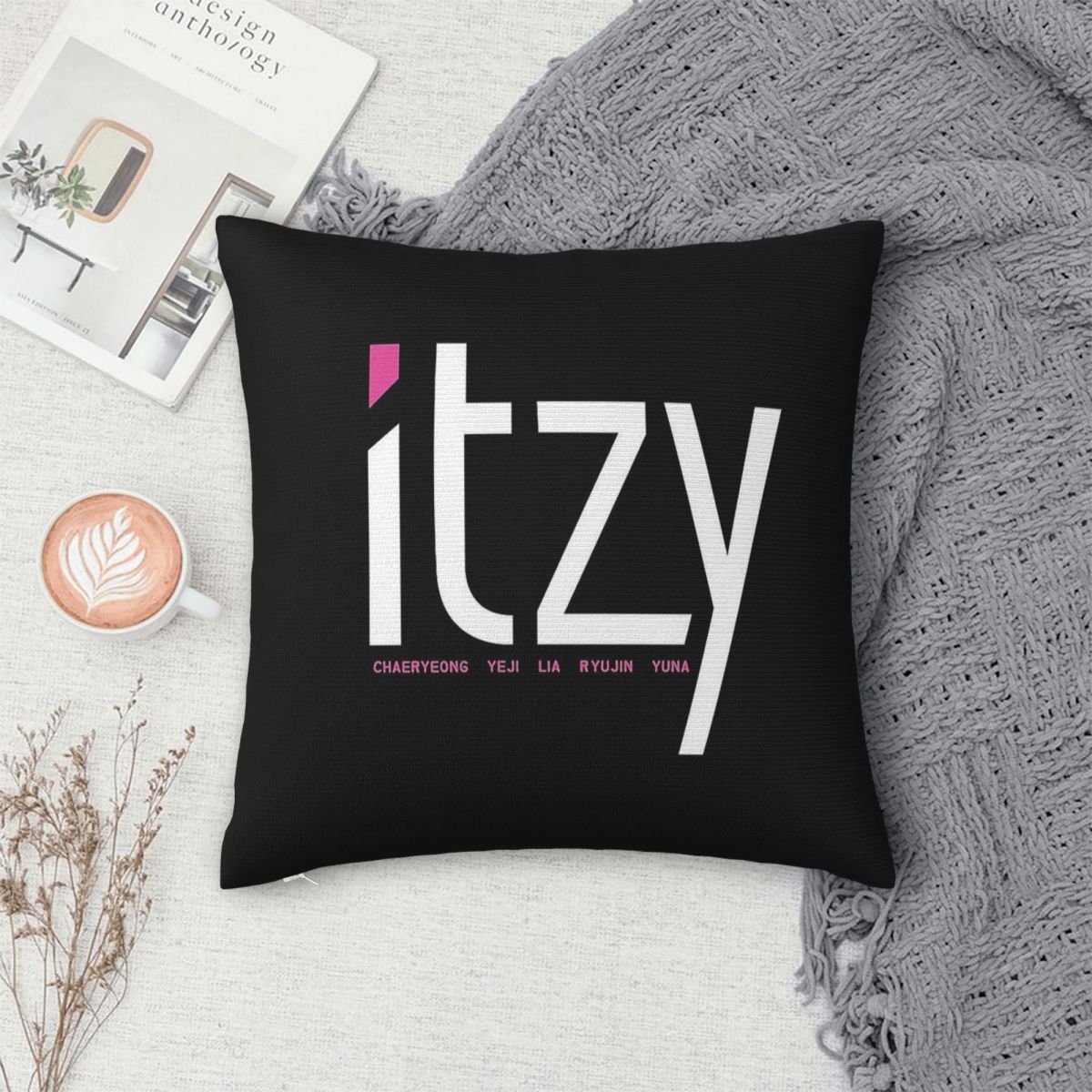 Itzy Band Dalla Dalla Square P - đánh giá và giá Home Decor Dallas